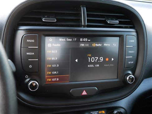 Used 2022 Kia Soul LX w/ Technology Package image 21