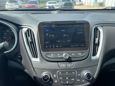 Used 2025 Chevrolet Malibu LT image 10