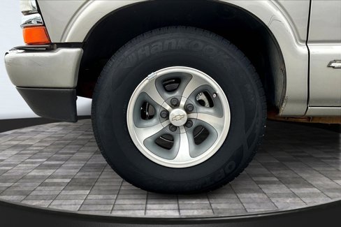Used 2002 Chevrolet S10 Pickup LS w/ LS Preferred Equipment Group image 22