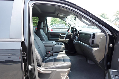 Used 2023 Chevrolet Silverado 1500 LT image 34