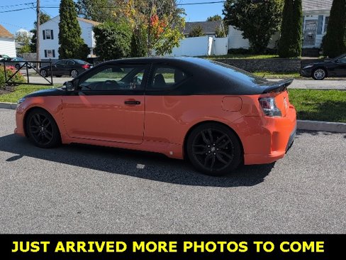Used 2015 Scion tC image 2