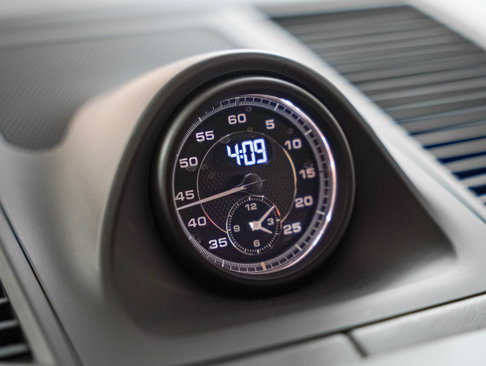 Certified 2023 Porsche Macan Turbo image 25