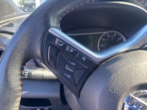 Used 2020 Nissan Kicks SR image 21