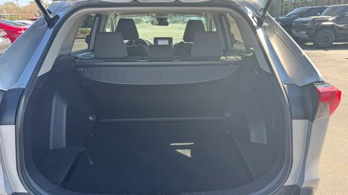 Used 2021 Toyota RAV4 XLE image 9