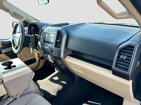 Used 2020 Ford F150 XLT image 27