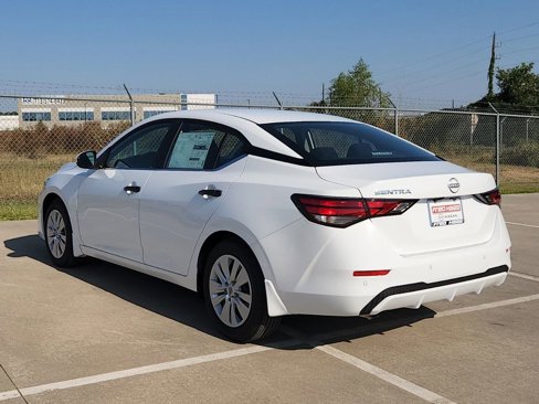New 2025 Nissan Sentra S image 4