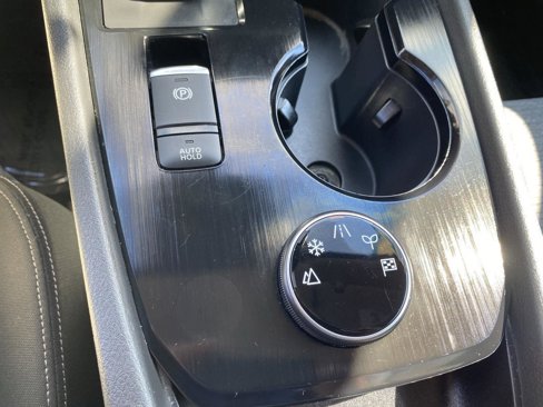 Used 2023 Nissan Rogue SV image 22