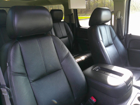 Used 2013 Chevrolet Suburban LT image 19