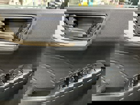 Certified 2022 Ford Escape S image 10