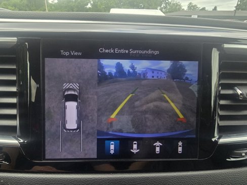 Used 2019 Chrysler Pacifica Touring-L Plus w/ Advanced Safetytec Group image 22