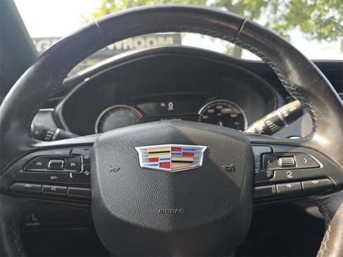 Used 2019 Cadillac XT4 Premium Luxury w/ Cold Weather Package image 33