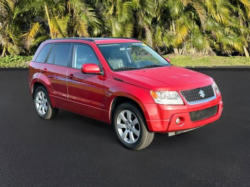 Used 2012 Suzuki Grand Vitara Limited image 4
