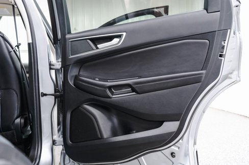 Used 2024 Ford Edge SEL image 32
