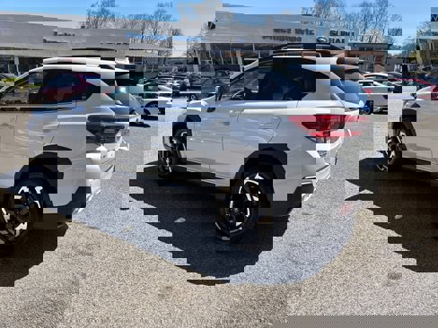 Used 2023 Subaru Crosstrek 2.5i Limited w/ Moonroof Package image 5