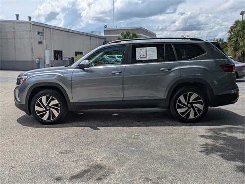 Used 2024 Volkswagen Atlas SE image 7