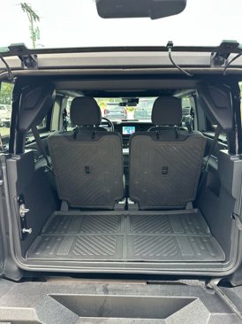 Used 2022 Ford Bronco 2-Door w/ Sasquatch Package image 10