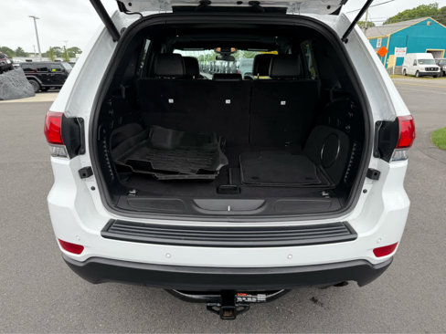 Used 2021 Jeep Grand Cherokee Laredo X image 7