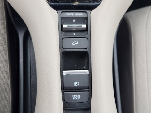 Certified 2023 Honda HR-V LX image 21