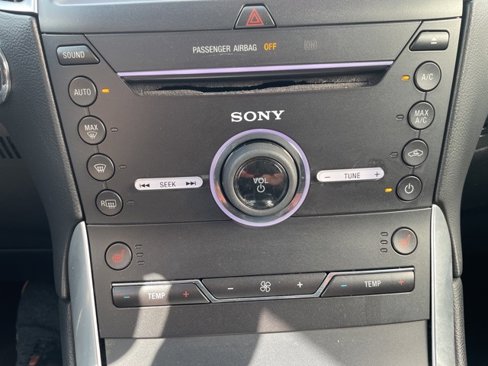 Used 2016 Ford Edge Titanium w/ Technology Package image 18