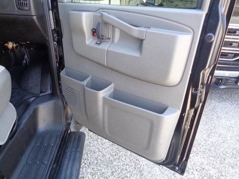 Used 2024 Chevrolet Express 3500 LT w/ LT Preferred Equipment Group image 68
