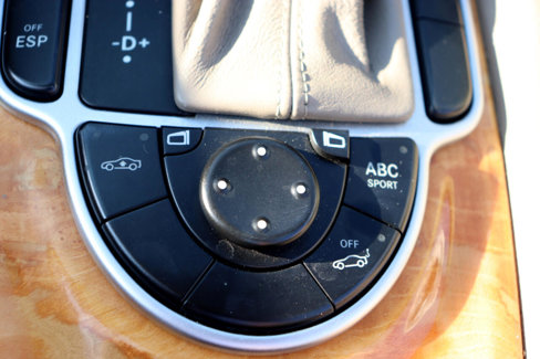 Used 2003 Mercedes-Benz SL 500 image 34