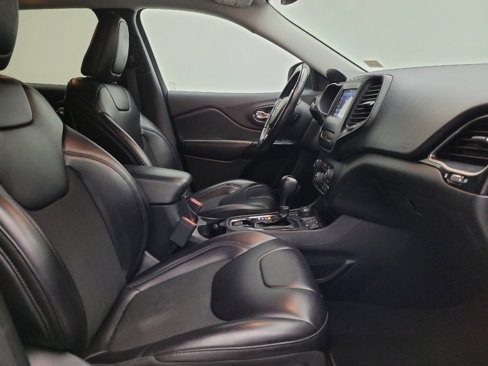 Used 2019 Jeep Cherokee Latitude Plus image 21