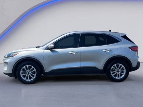 Used 2020 Ford Escape SE image 10