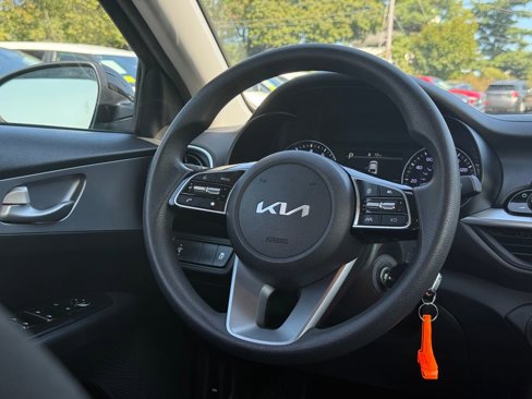 Used 2023 Kia Forte LXS image 19