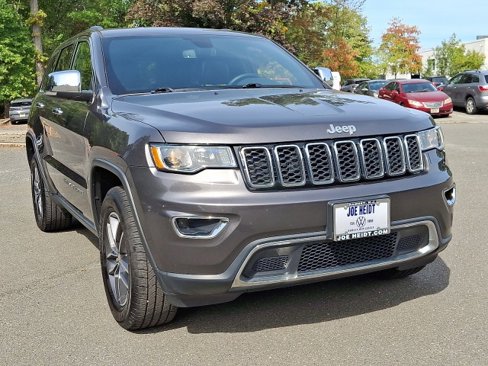 Used 2018 Jeep Grand Cherokee Limited image 2