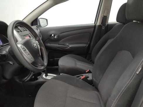Used 2015 Nissan Versa SV image 17