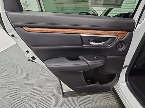 Used 2020 Honda CR-V Touring image 32