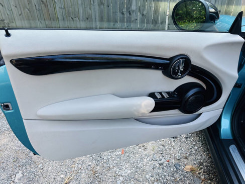 Used 2016 MINI Cooper S image 33