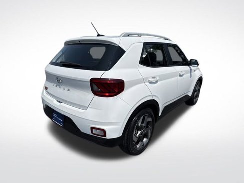 Certified 2023 Hyundai Venue SEL image 5