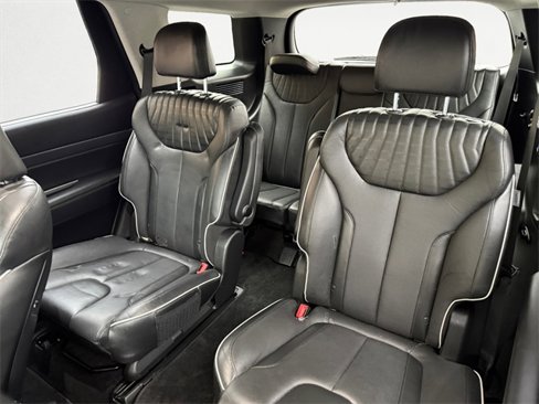 Used 2023 Hyundai Palisade Limited image 13