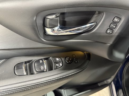 Used 2019 Nissan Murano SV image 7