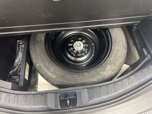 Used 2015 Toyota RAV4 XLE image 10