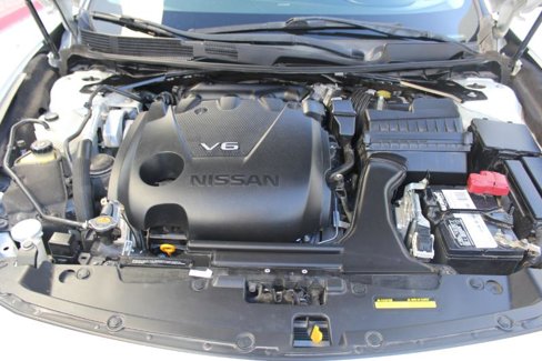 Used 2018 Nissan Maxima SR w/ Midnight Edition image 48