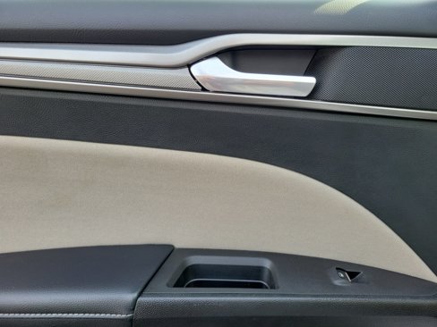 Used 2017 Ford Fusion S image 12