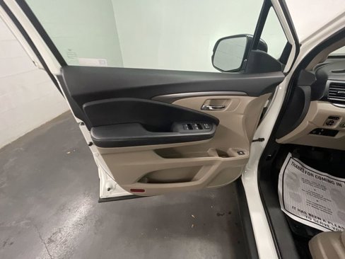 Used 2018 Honda Pilot EX image 21