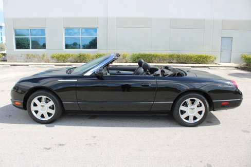 Used 2005 Ford Thunderbird 50th Anniversary image 24