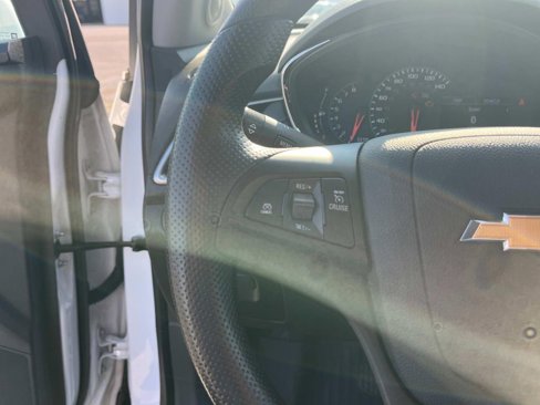 Used 2020 Chevrolet Trax LT image 17