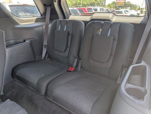 Used 2014 Ford Explorer XLT image 11