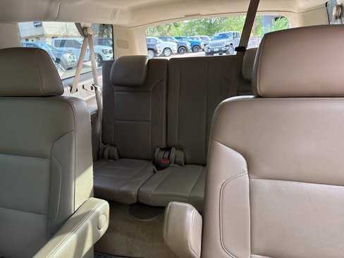 Used 2015 Chevrolet Suburban LTZ image 22