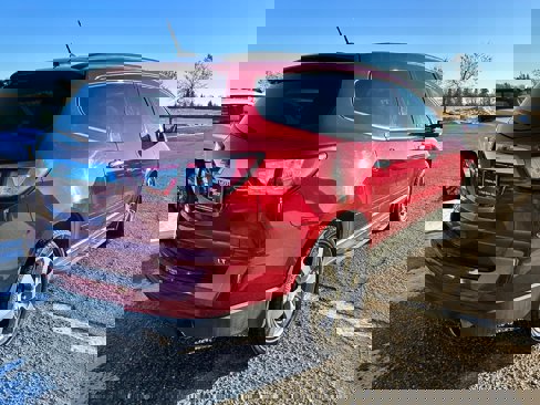 Used 2017 Chevrolet Traverse LT image 4