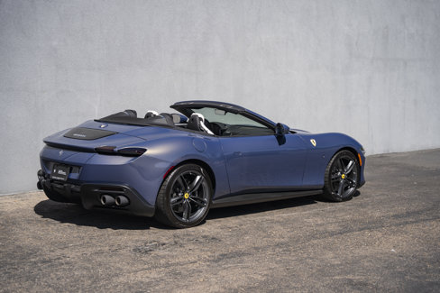 Used 2025 Ferrari Roma Spider image 5