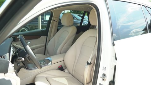 Certified 2022 Mercedes-Benz GLC 300 4MATIC w/ Premium Package Lite image 54
