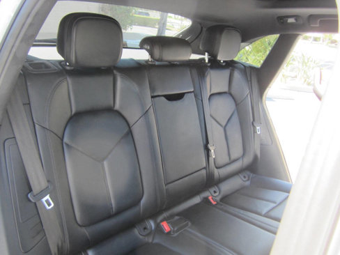 Used 2016 Porsche Macan S w/ Premium Package Plus image 15