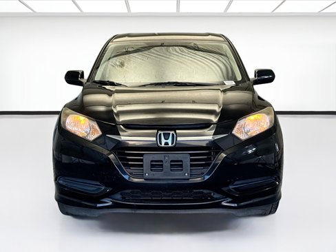 Used 2016 Honda HR-V LX image 2