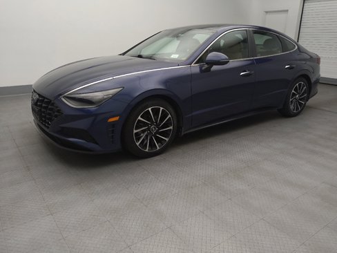 Used 2021 Hyundai Sonata Limited w/ Cargo Package image 2