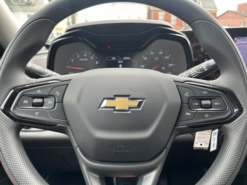 New 2025 Chevrolet Trax LS w/ LS Convenience Package image 13